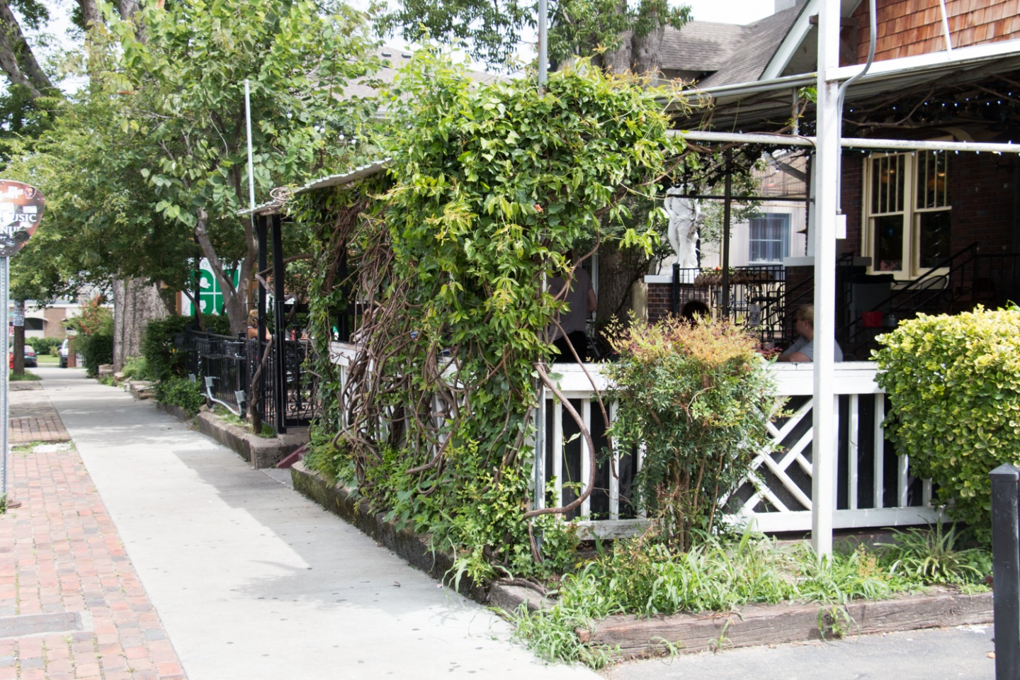 Elliston Place 20159 Nashville Guru