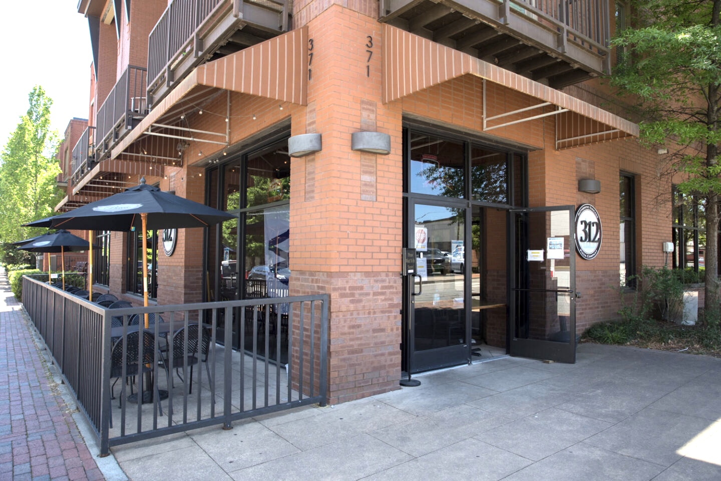 312 Pizza Company Nashville Guru