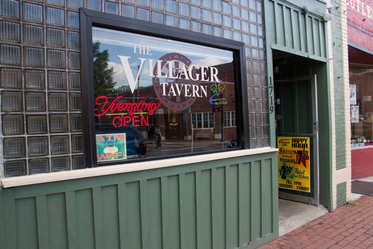 The Villager Tavern Nashville Guru