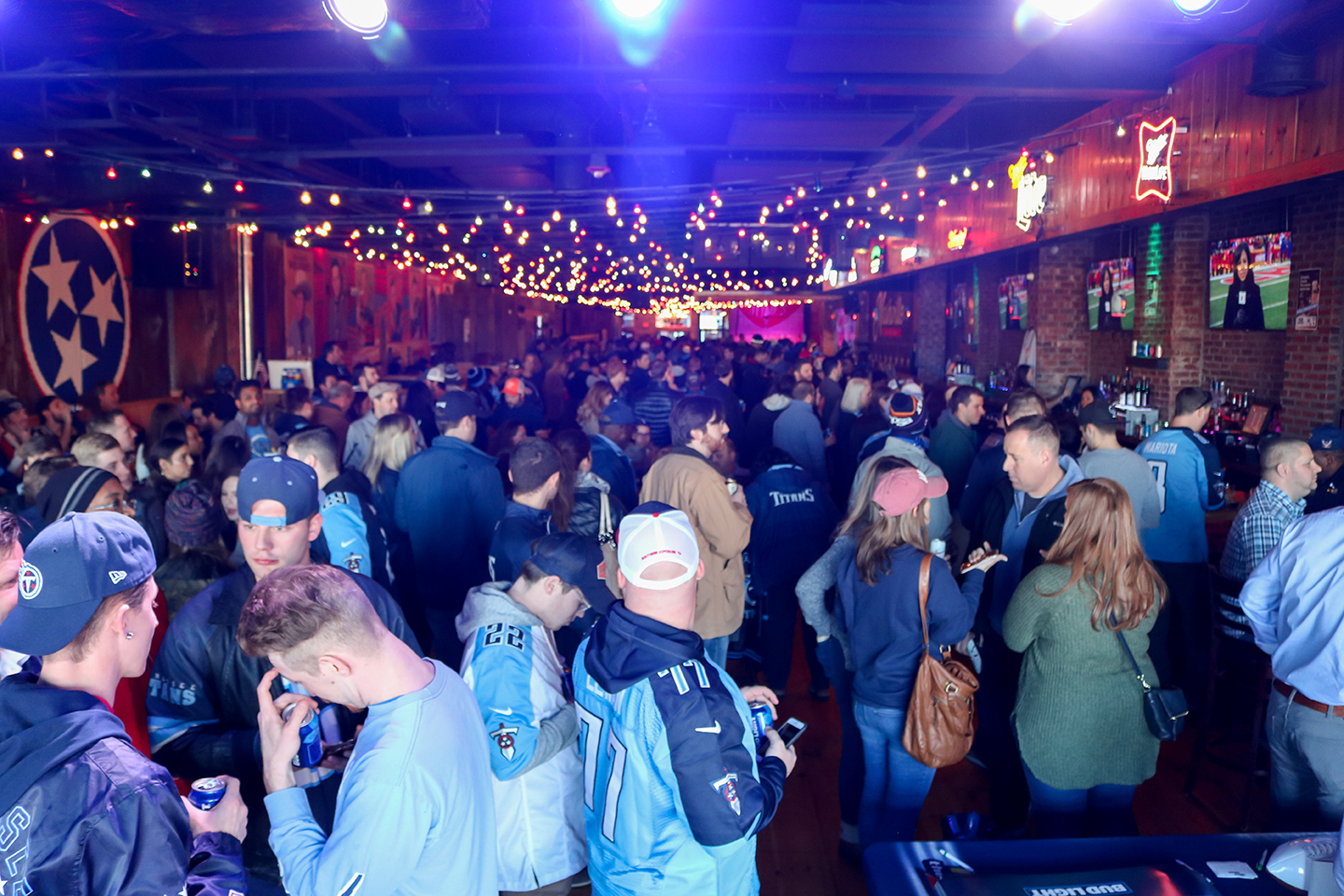 Top Sports Bars in Nashville The Jones