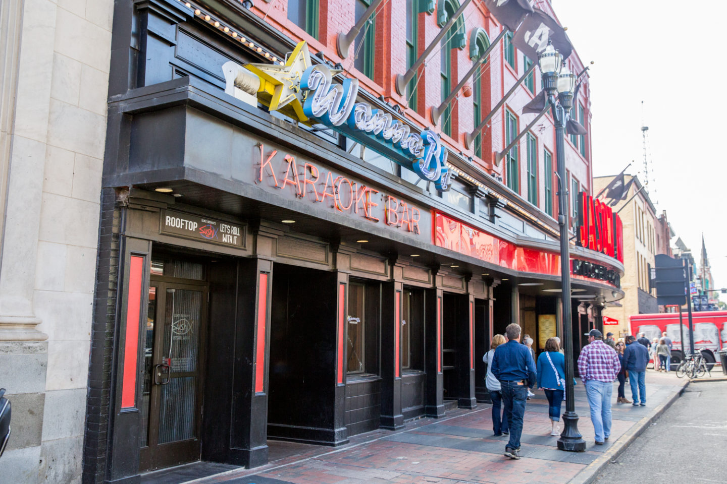 WannaB's Karaoke Nashville Guru