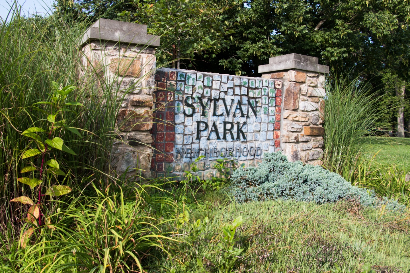 About Nashville Guru