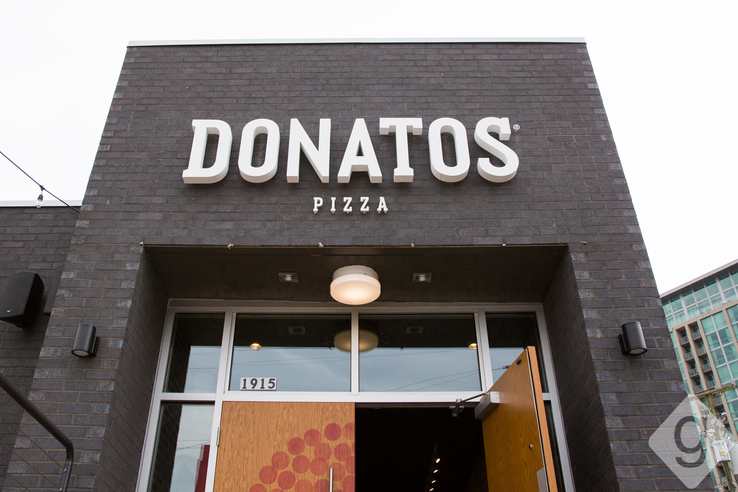 A Look Inside: Donatos Pizza | Nashville Guru
