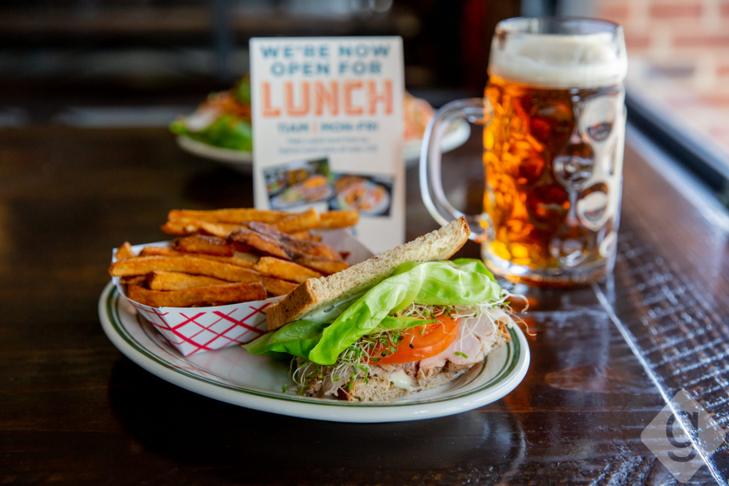 Von Elrod s Launches Lunch Service 150 Giveaway Nashville Guru