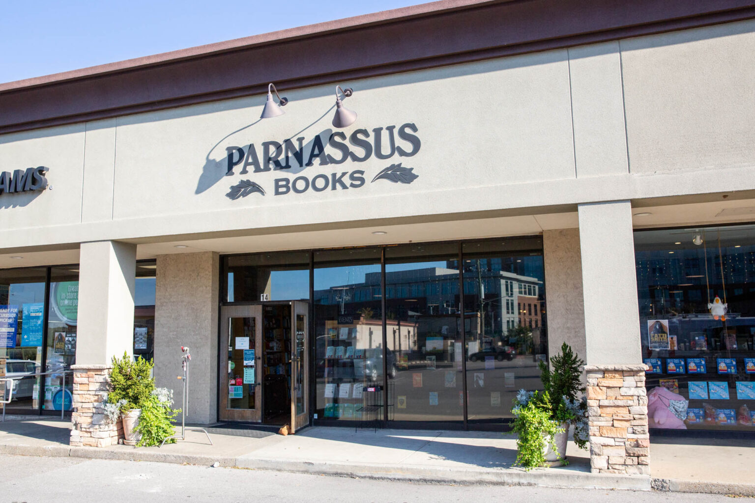 Parnassus Books Nashville Guru
