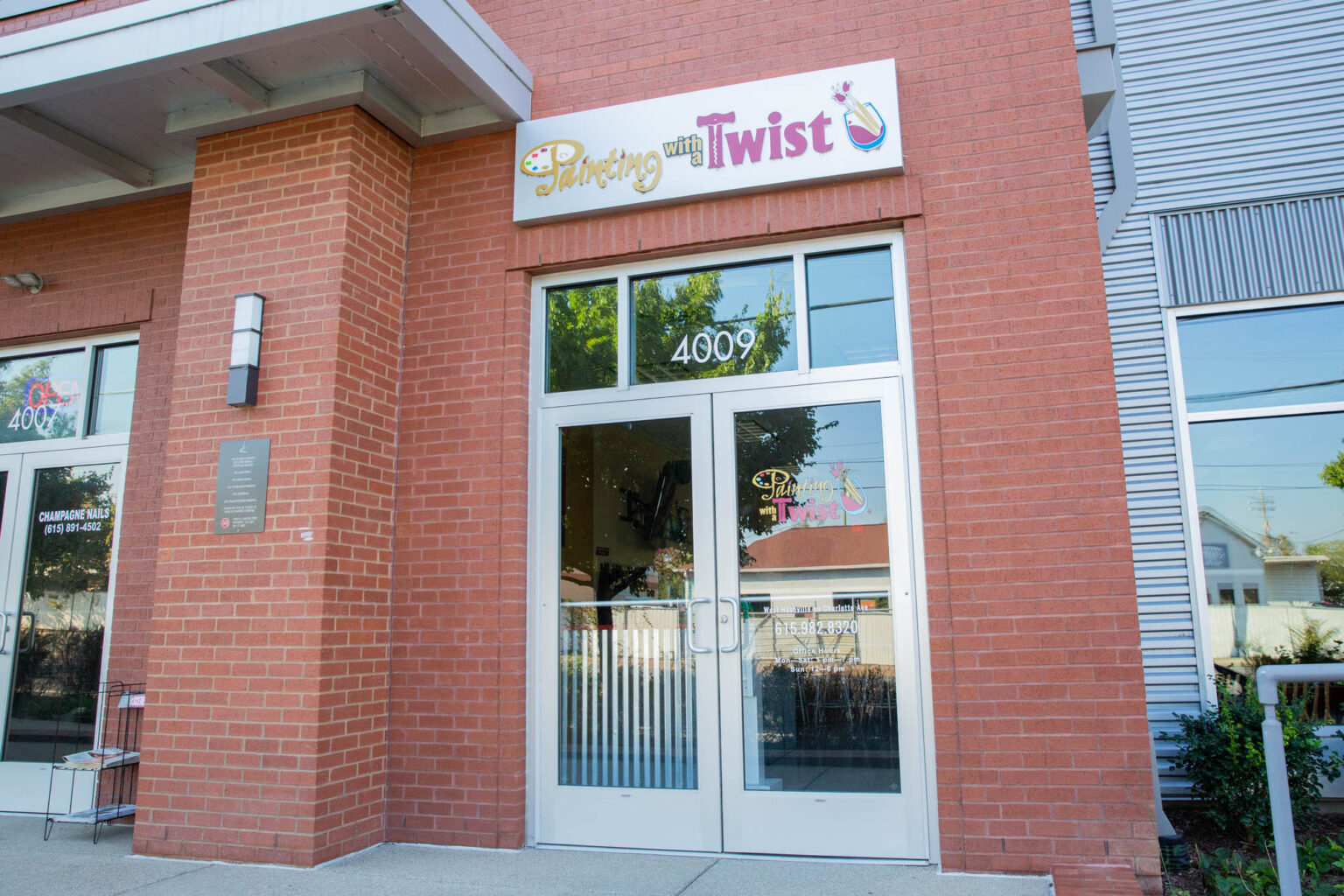 Painting with a Twist Nashville Guru