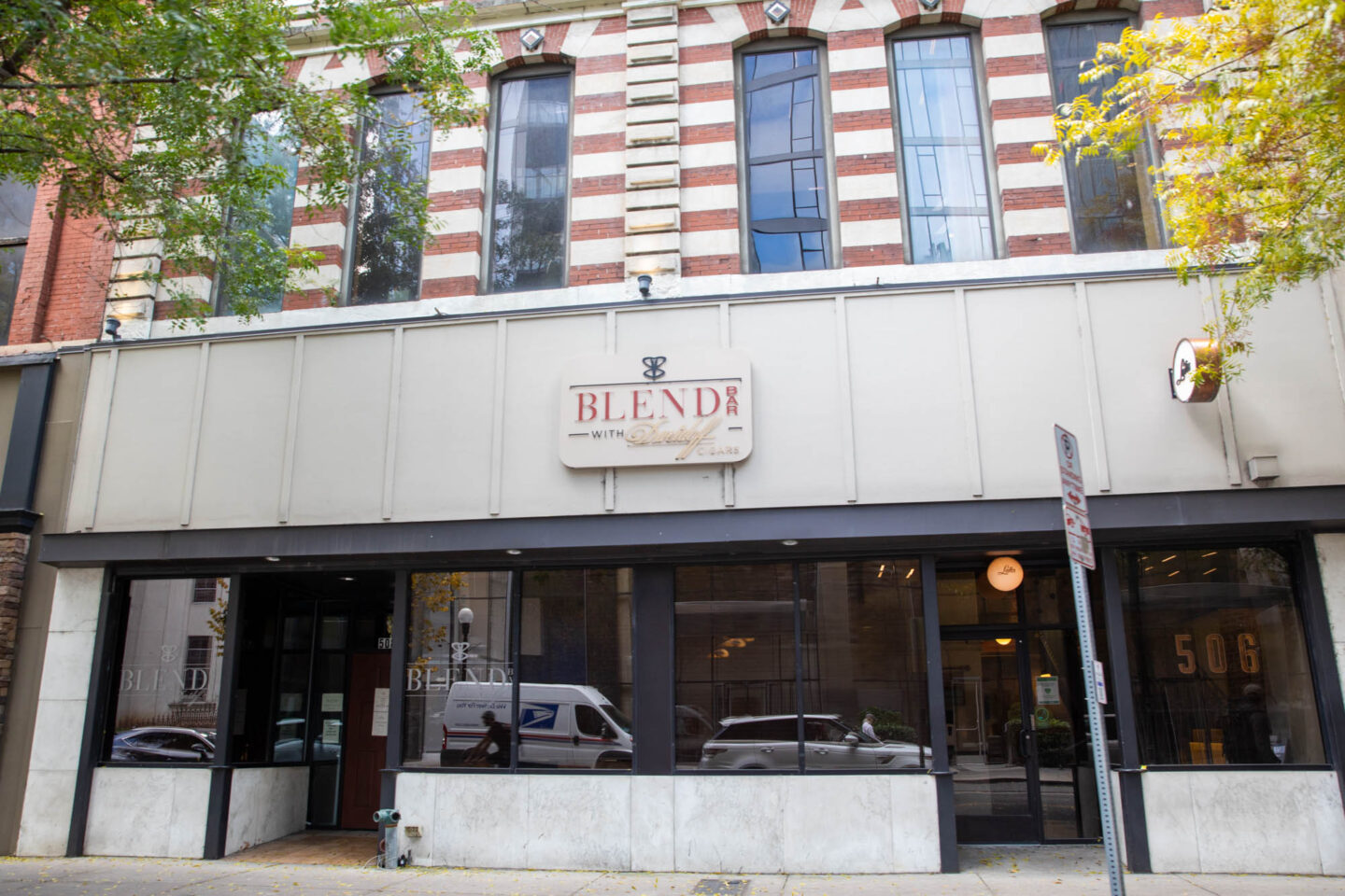 Blend Bar Nashville Guru