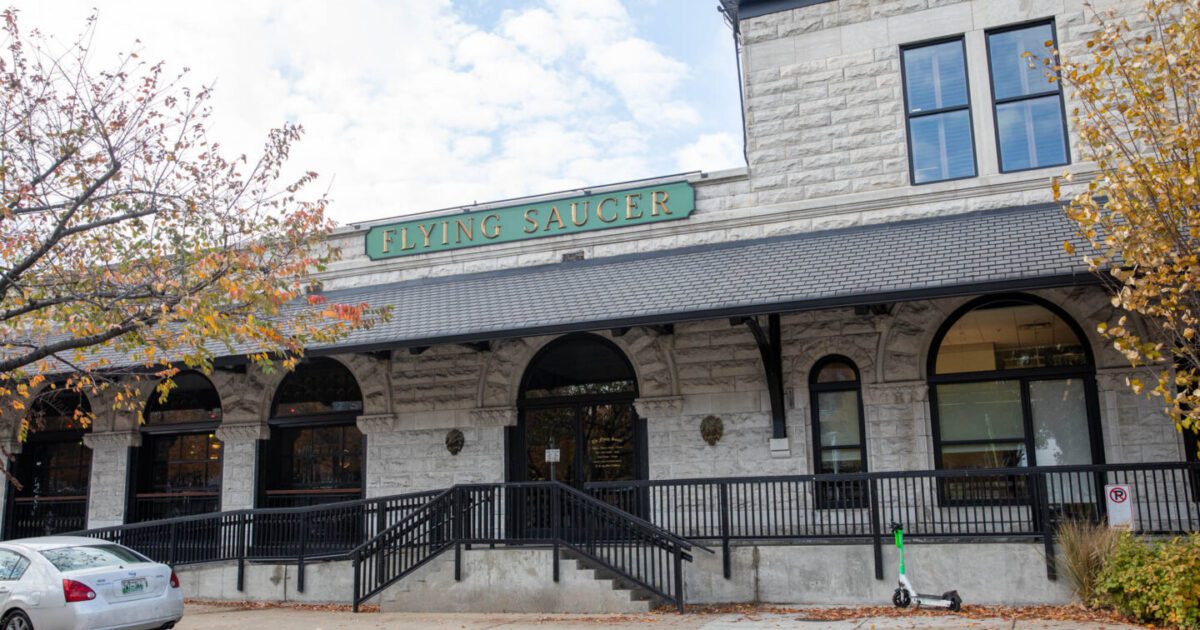 Flying Saucer Nashville Guru