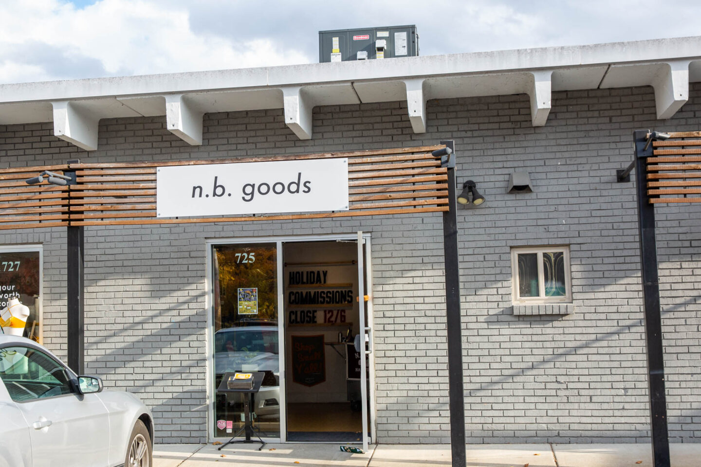 n.b. goods Nashville Guru