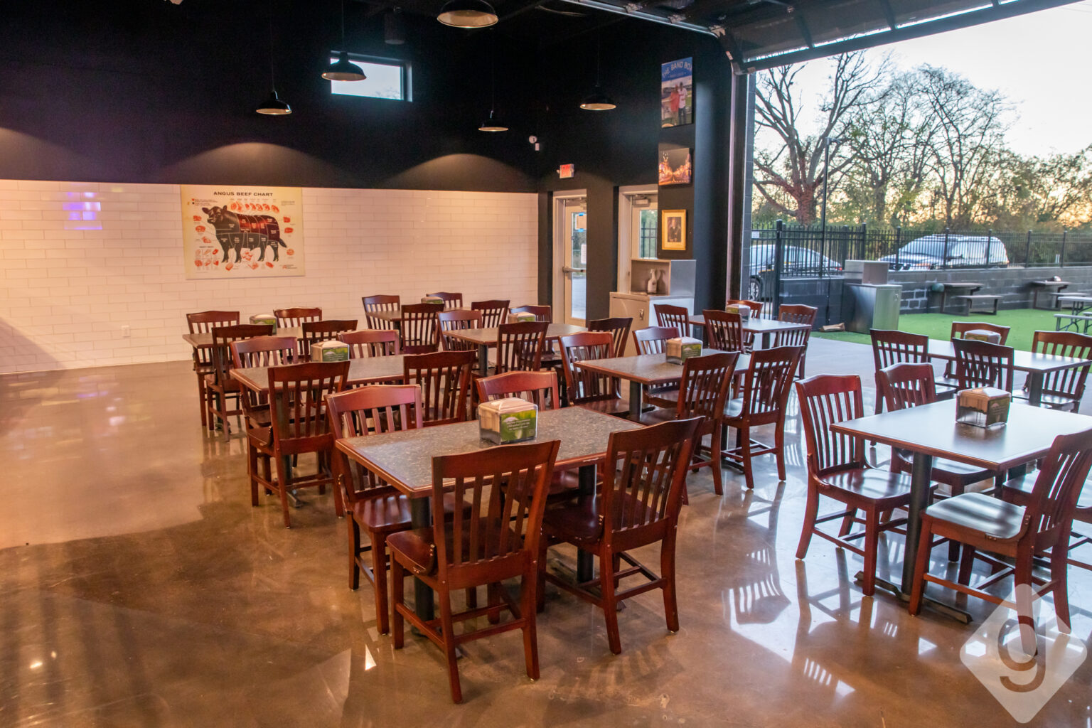 A Look Inside Bringle's Smoking Oasis Nashville Guru