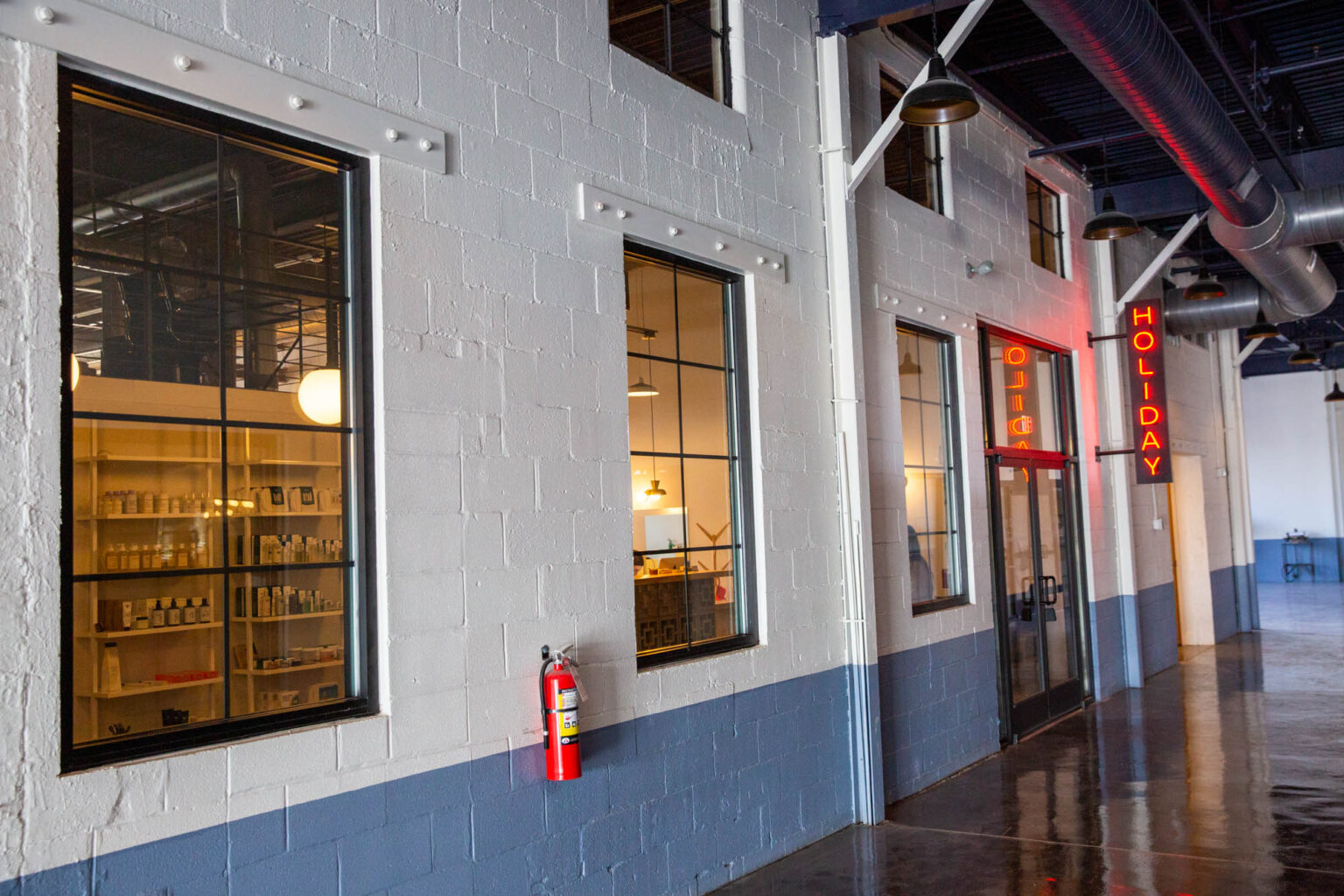 Holiday Salon & Bathhouse Nashville Guru