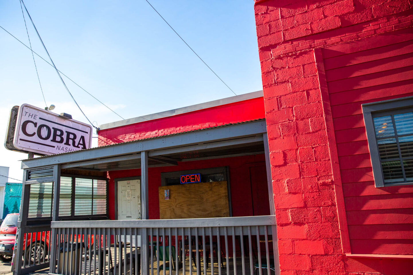 The Cobra Nashville Guru