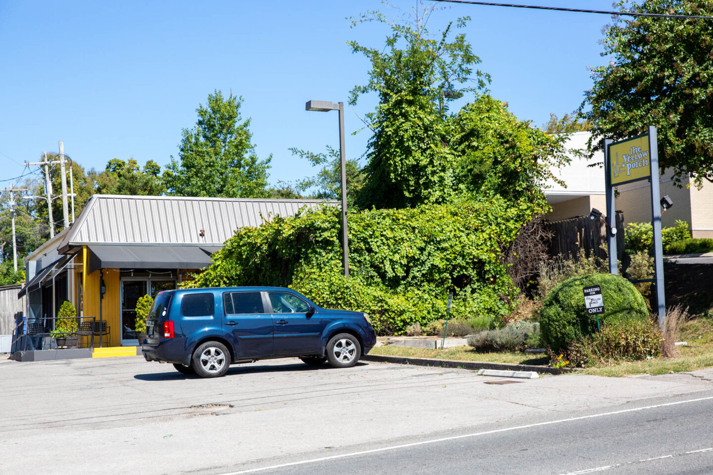 The Yellow Porch Nashville Guru
