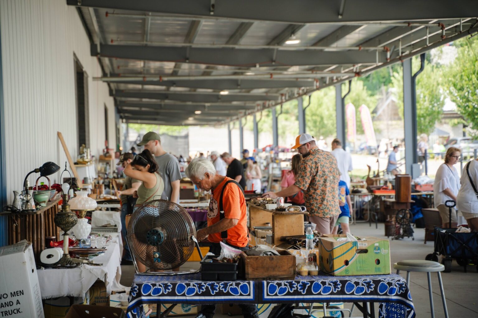 Karens Ultimate Treasures Flea Market