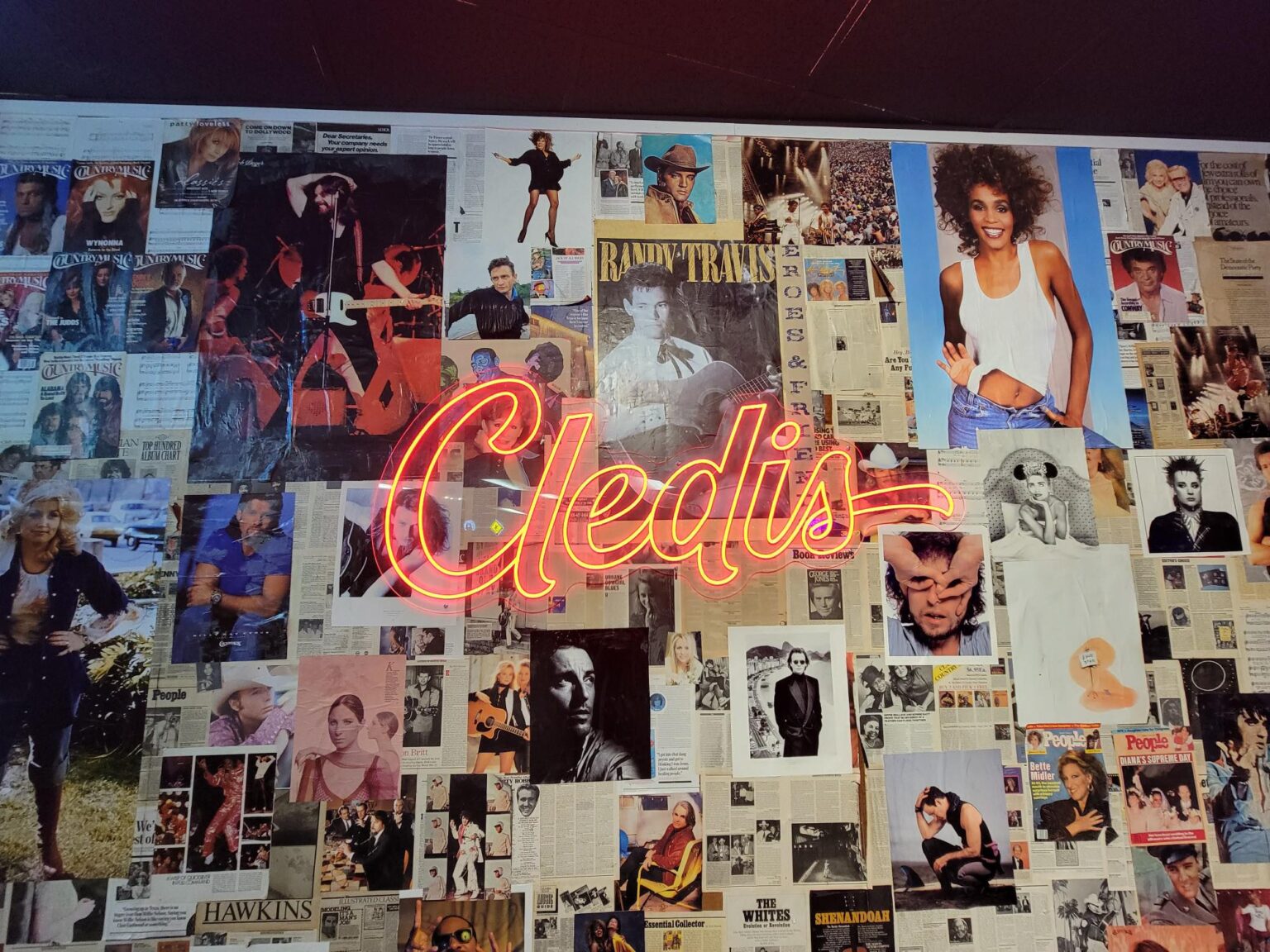 Cledis Burgers & Beer | Nashville Guru